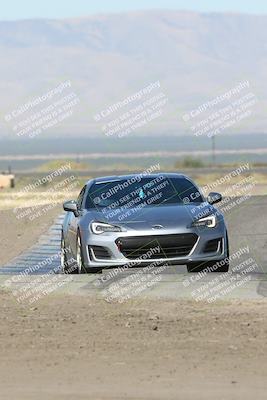 media/Sep-15-2024-Speed Ventures (Sun) [[7a54f7ed2f]]/Yellow Group/Session 1 (Outside Grapevine)/